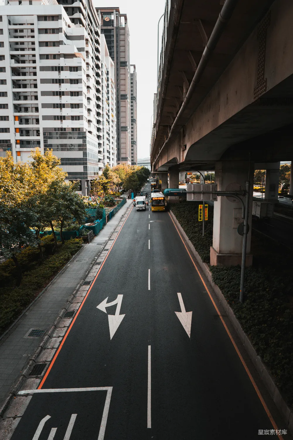 高清摄影 城市 交通 道路 高楼 现代 城市的道路与高楼