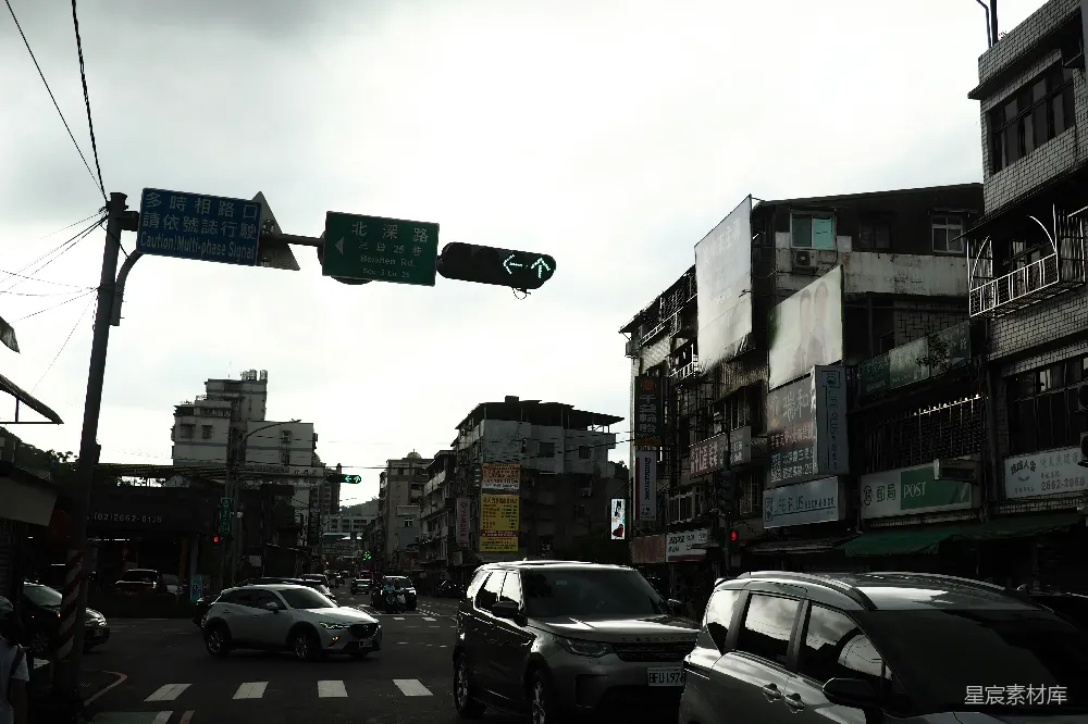 高清摄影 台湾 城市 交通 指示牌 街道 台湾街头多时相路口交通指示牌