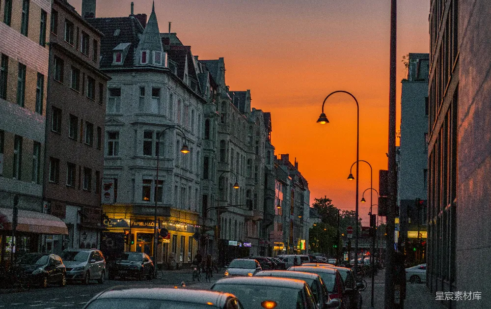 高清摄影 城市街景 黄昏 建筑 交通 自然 夕阳下的城市街景