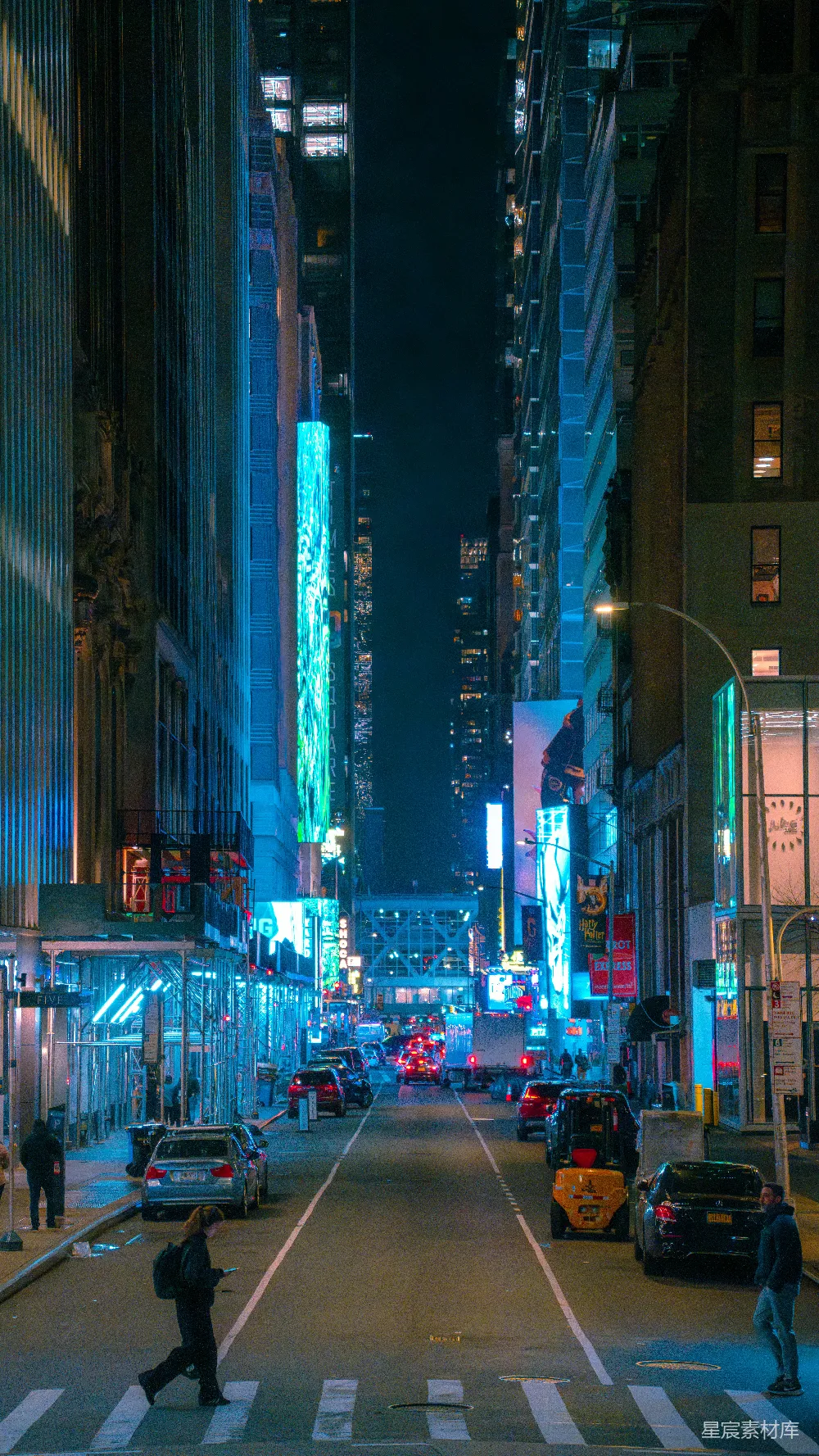高清摄影 城市 夜景 高楼 街道 繁忙 都市夜景：繁忙街道