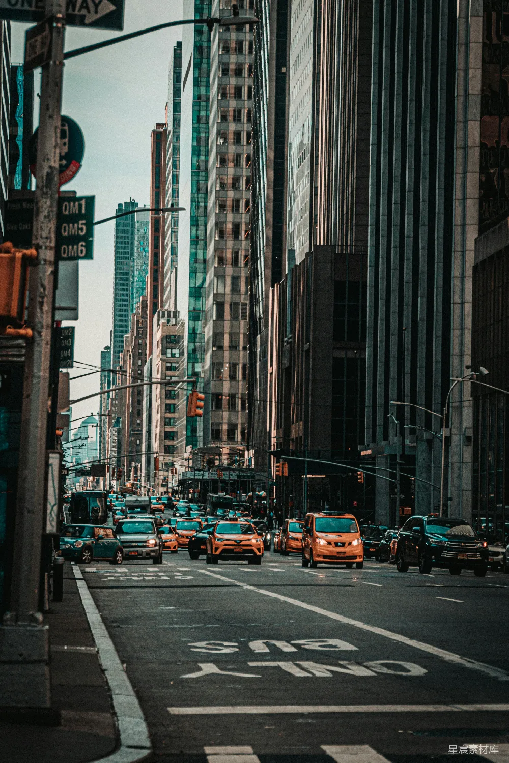 高清摄影 纽约 城市景观 交通 摩天大楼 都市 纽约街道的繁忙景象