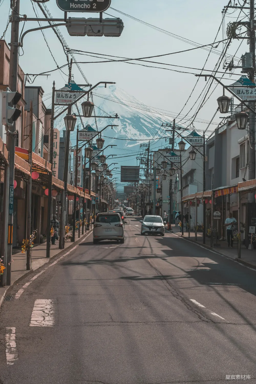 高清摄影 富士山 街道 日本 城市 自然 富士山下的街道
