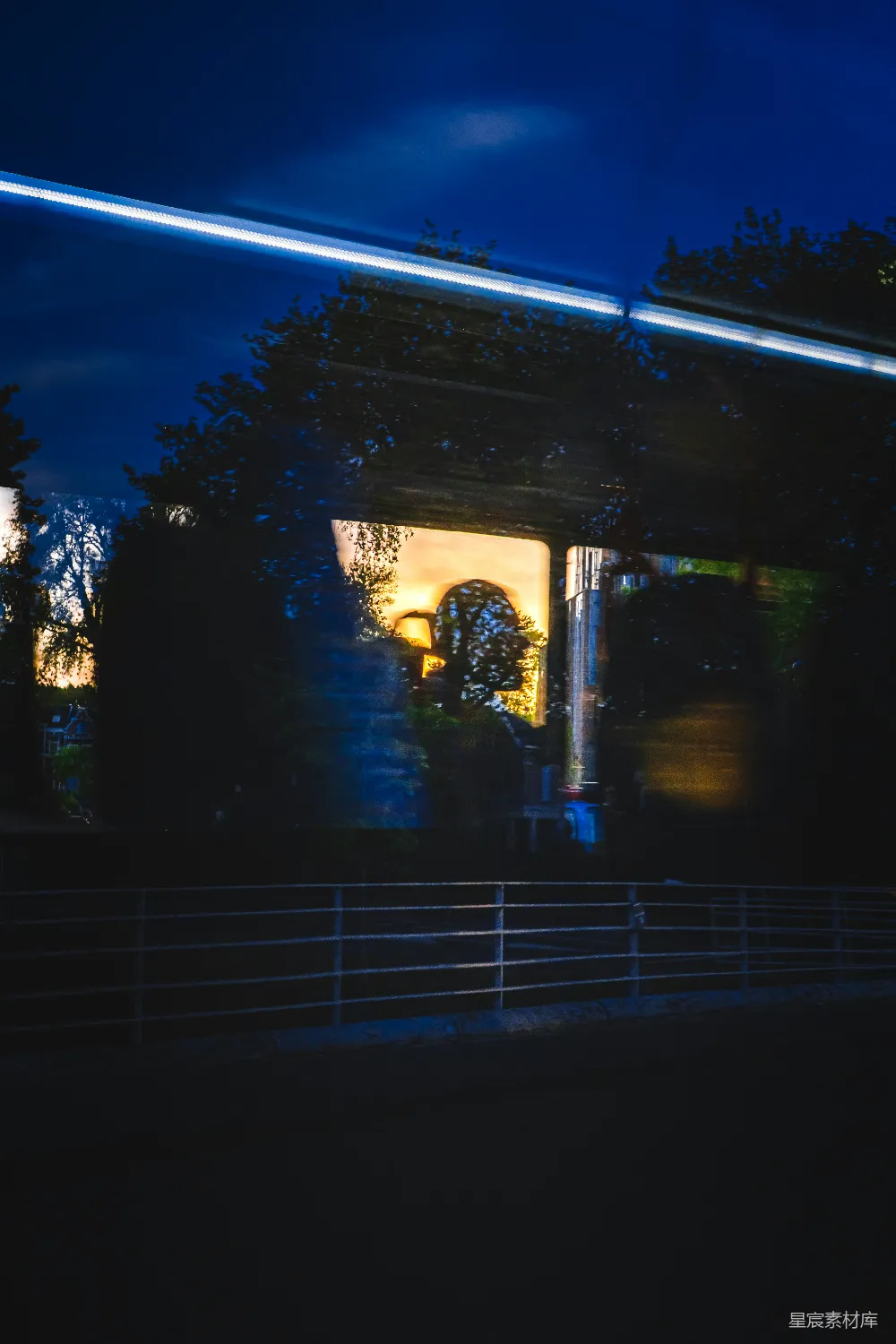 高清摄影 夜晚 桥梁 倒影 城市景观 建筑 夜晚桥下的倒影