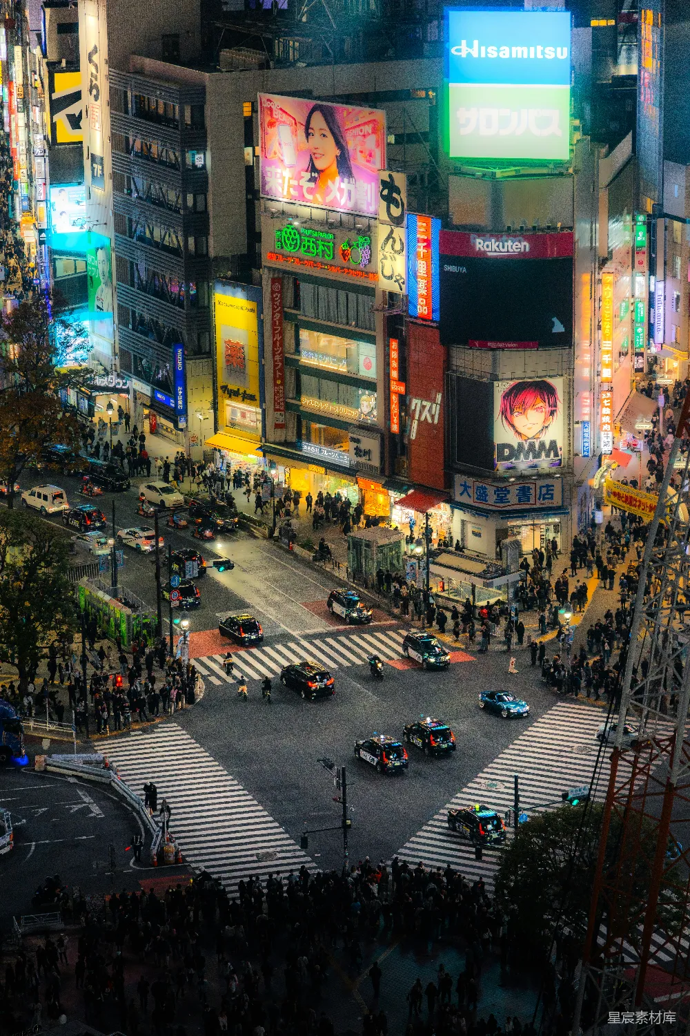 高清摄影 东京 涩谷 城市夜景 繁华 交通 东京涩谷十字路口夜景