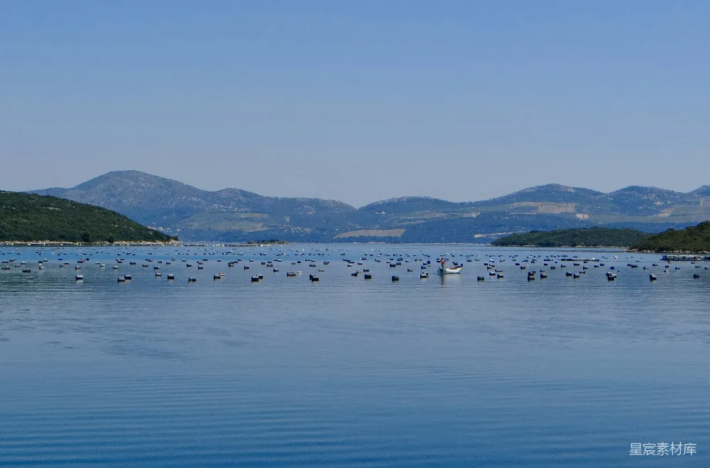 高清摄影 宁静 自然 海湾 山景 休闲 宁静的海湾与山景