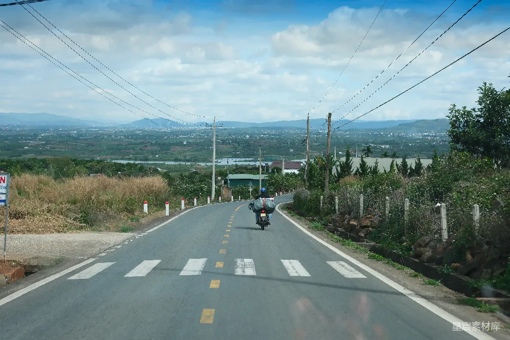 高清摄影 乡村 公路 骑行 风景 自然 乡村公路的骑行风景