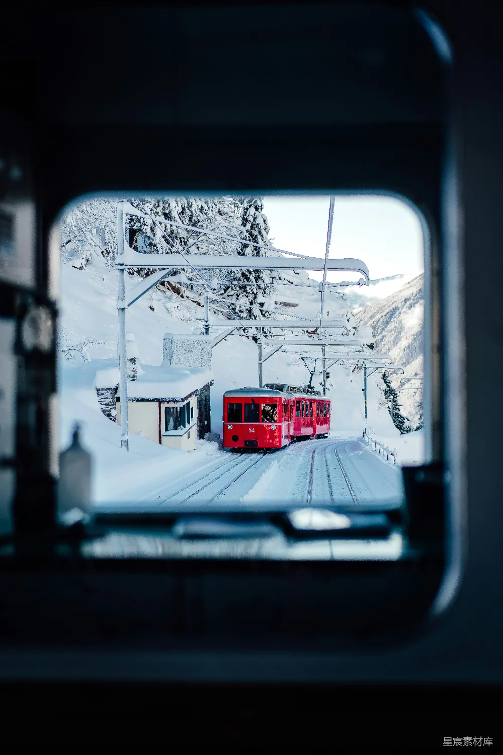 高清摄影 雪景 火车 冬季 风景 旅行 窗外的雪景列车