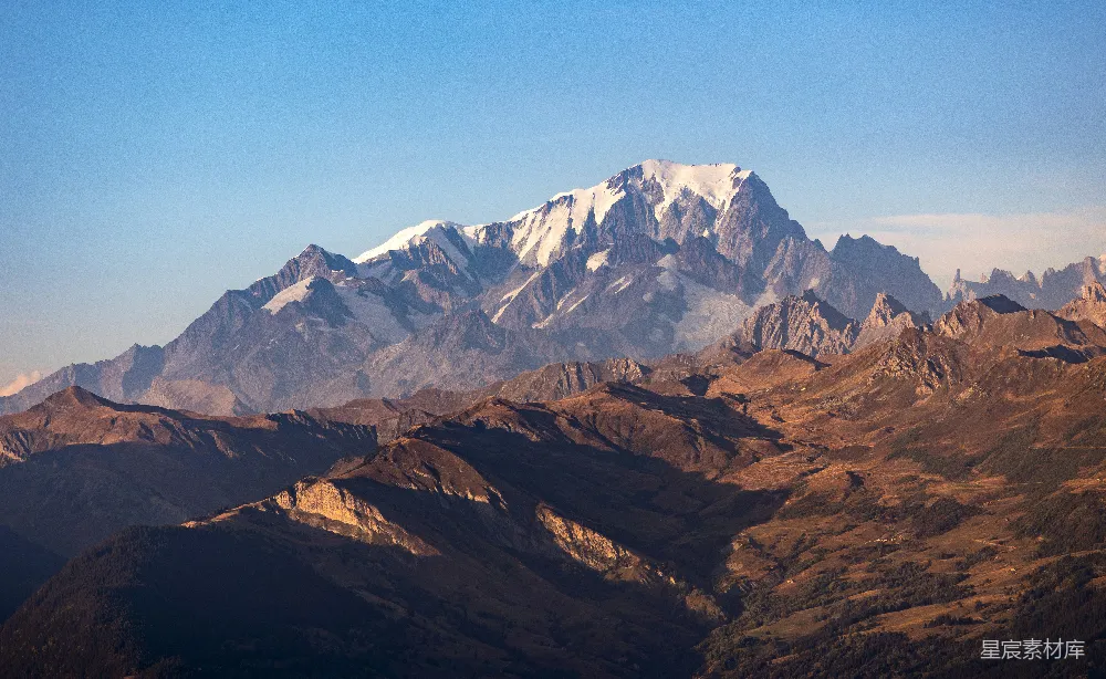 高清摄影 阿尔卑斯山 山脉 自然风光 户外探险 风景摄影 阿尔卑斯山的壮丽景色