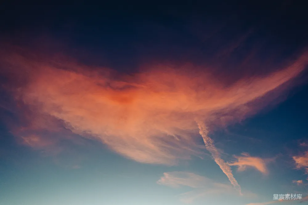 高清摄影 天空 日落 云彩 自然 宁静 日落时分的天空