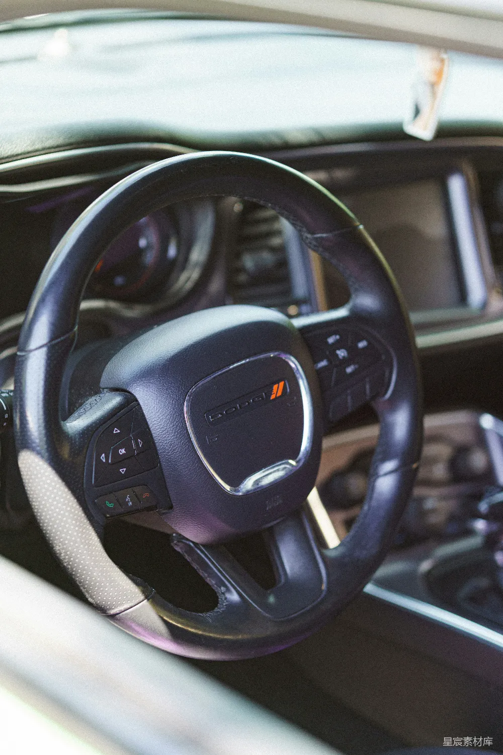 高清摄影 汽车 方向盘 Dodge 内饰 驾驶 Dodge方向盘特写