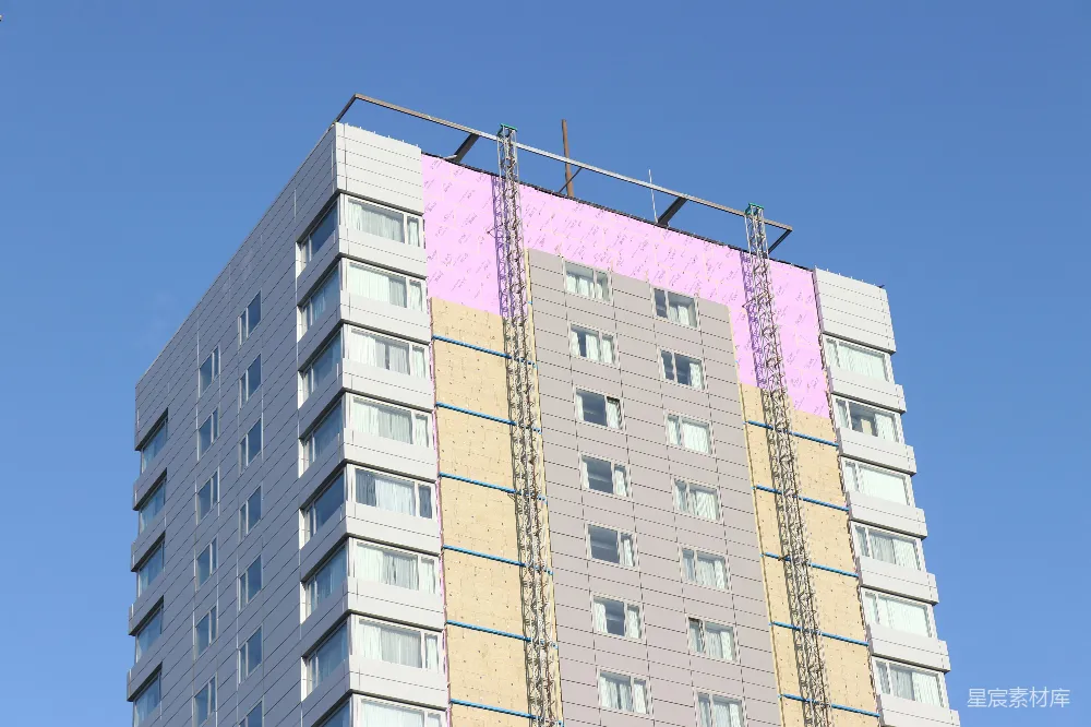 高清摄影 建筑施工 保温隔热 高层建筑 工程进度 城市更新 高层建筑施工中的保温隔热工程