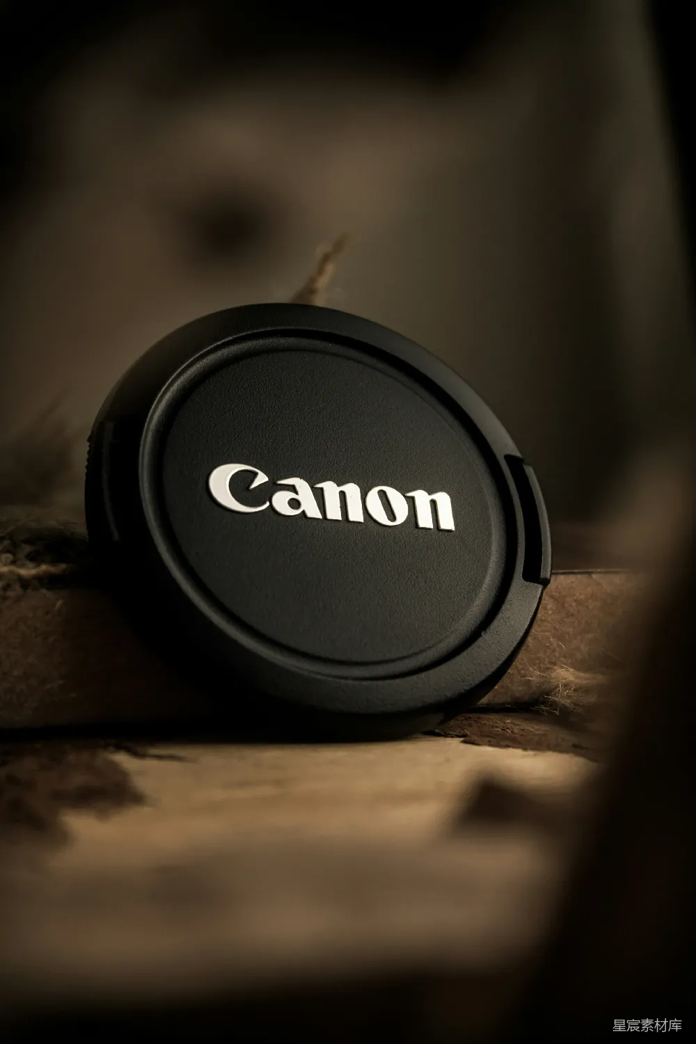 高清摄影 Canon 摄影配件 产品展示 专业设备 Canon镜头盖特写