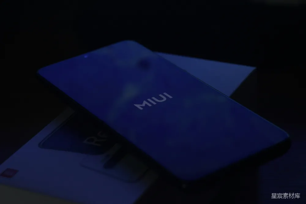 高清摄影 MIUI 深蓝色 科技 操作系统 手机界面 MIUI系统的深蓝色界面