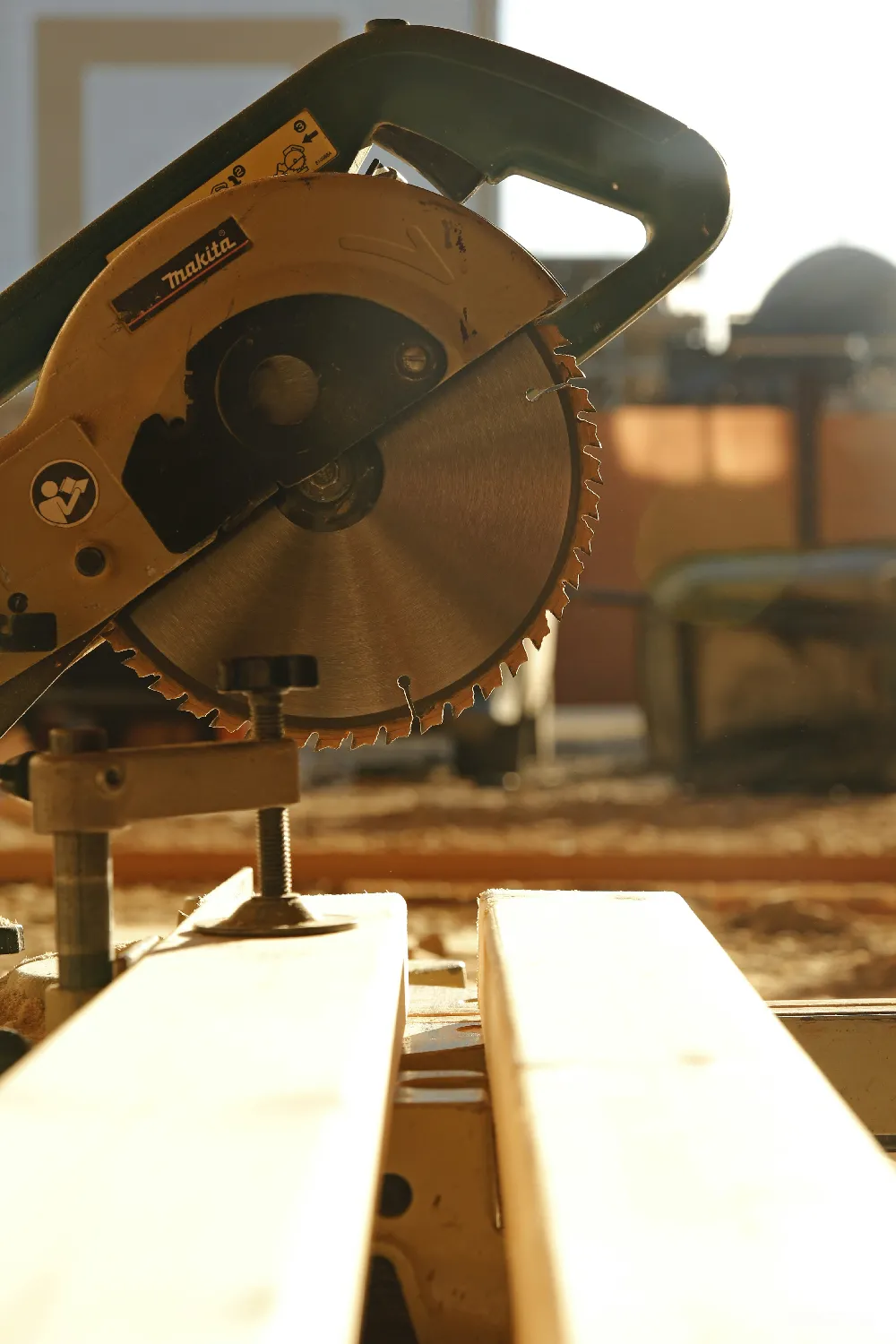 高清摄影 手持工具 马可工具 切割木材 工作坊 DIY 手持式马可工具切割木材