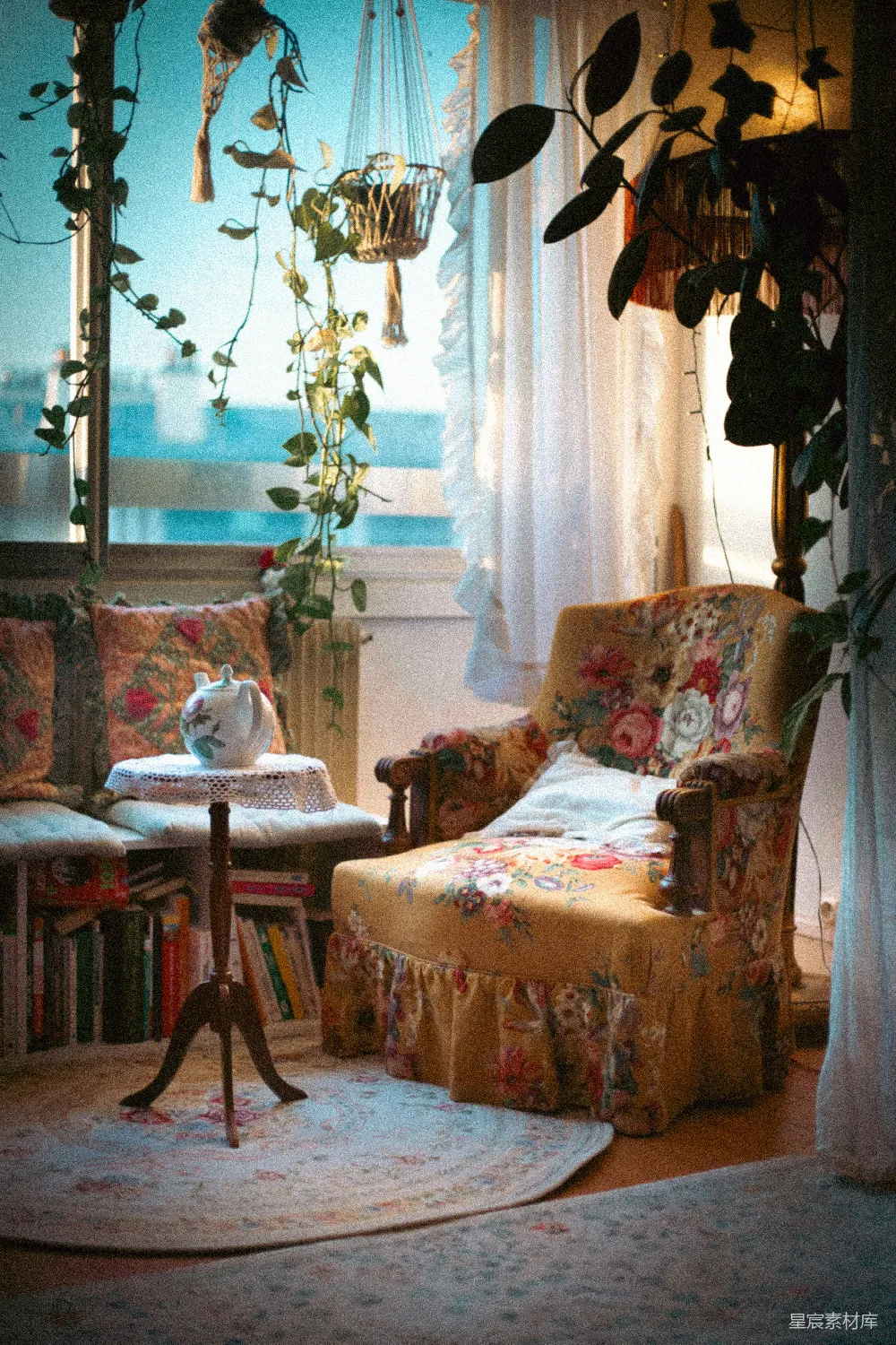 高清摄影 复古 家居 植物 舒适 室内 温馨的复古客厅