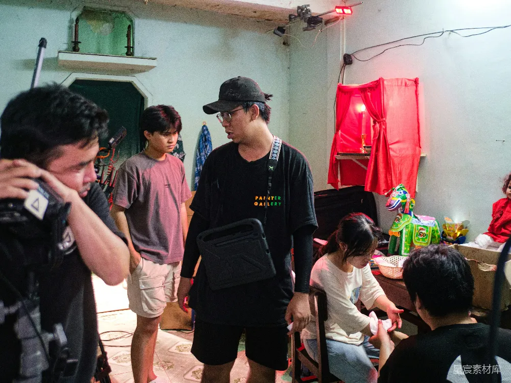 高清摄影 家庭 聚会 温馨 家庭聚会 家庭生活 家庭聚会中的温馨时刻