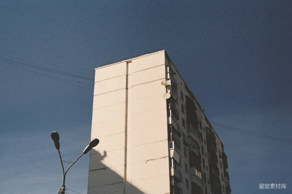 高清摄影 城市 建筑 阳光 晴天 现代 阳光下的城市高楼