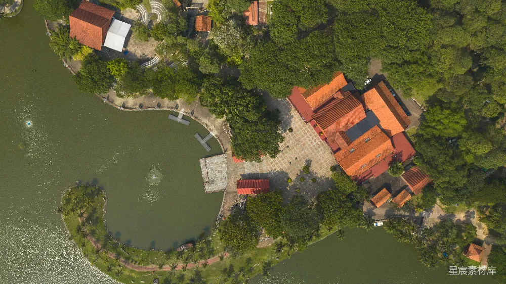 高清摄影 鸟瞰图 古建筑 湖畔 自然环境 休闲 湖畔古建筑鸟瞰图
