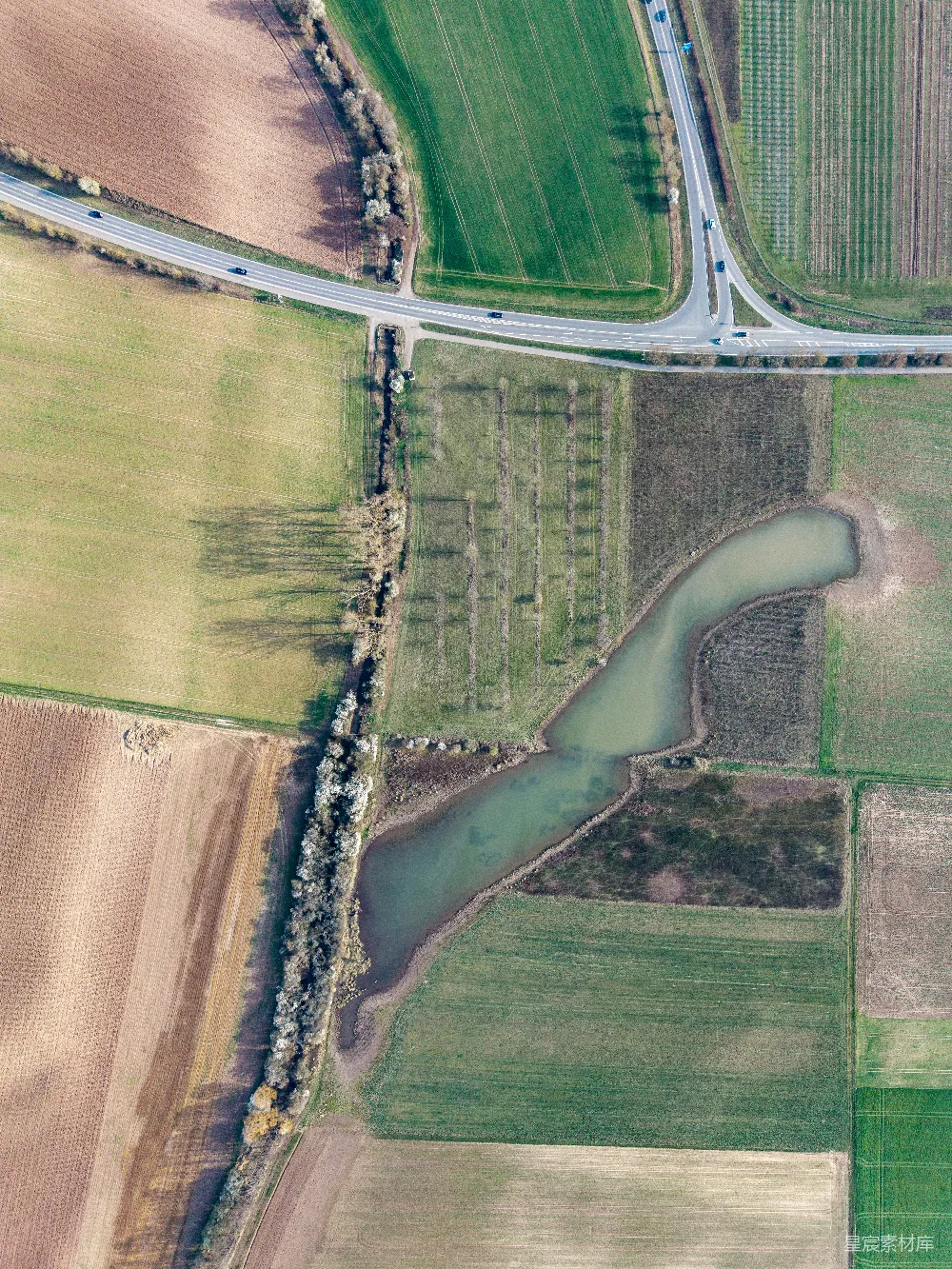 高清摄影 航拍 田园 河流 道路 风景 田园风光航拍图