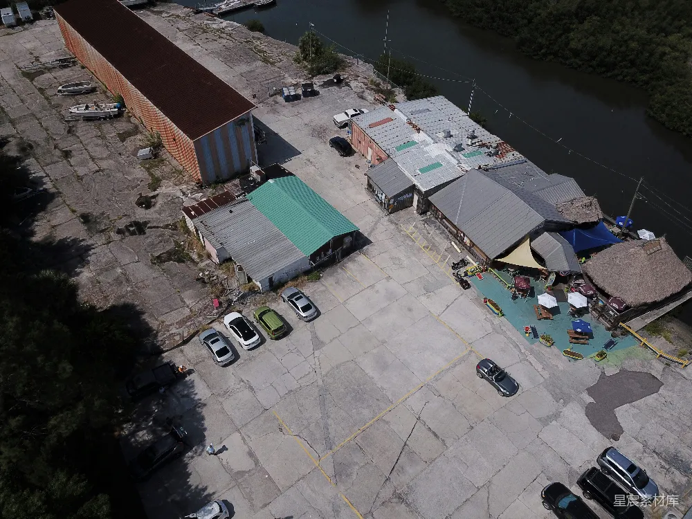 高清摄影 工业区 航拍 建筑群 停车场 河流 工业区航拍视角
