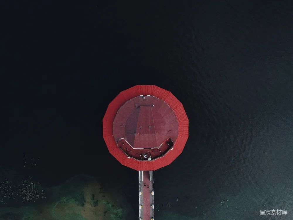 高清摄影 俯瞰 建筑 红色 水景 现代 空中俯瞰红色建筑