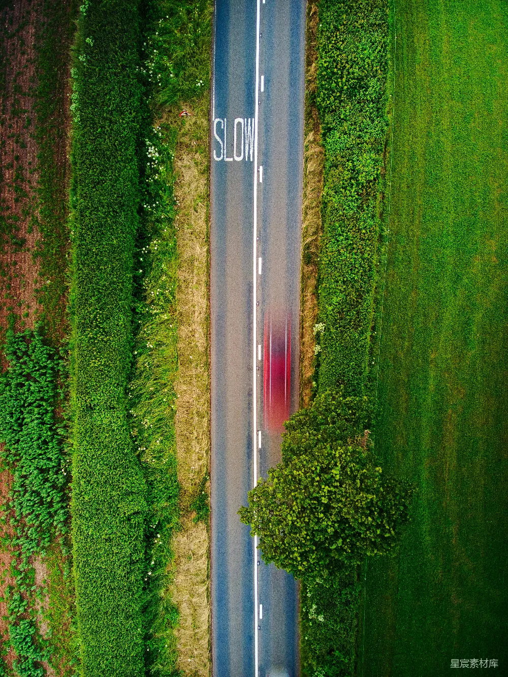 高清摄影 乡村 道路 俯瞰 自然 宁静 空中俯瞰的乡村道路