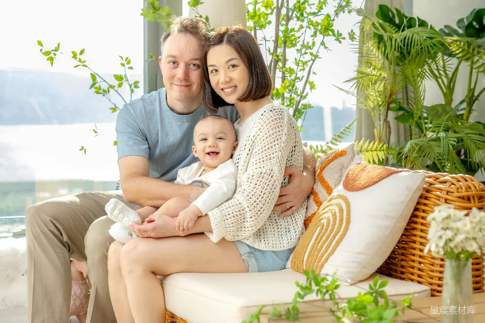 高清摄影 家庭 亲子 幸福 家居 自然 温馨家庭时光