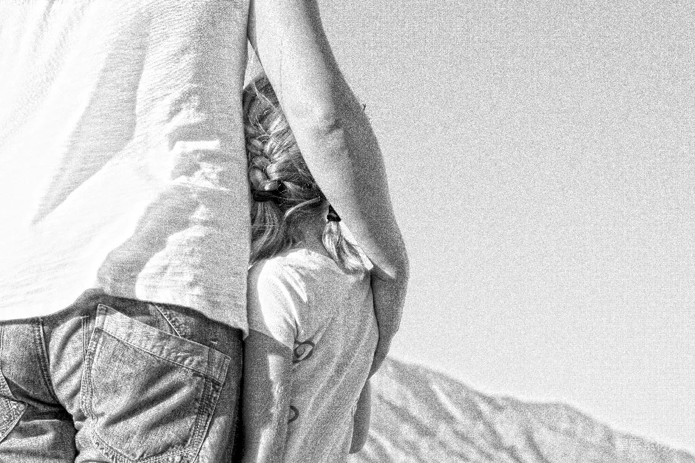 高清摄影 情侣 牵手 浪漫 黑白 情感 牵手的亲密瞬间