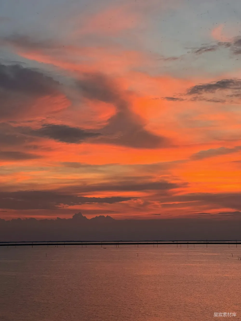高清摄影 夕阳 海景 宁静 自然 风景 夕阳下的宁静海景