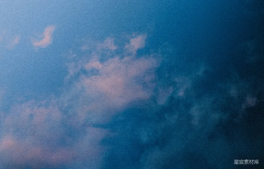 高清摄影 天空 云彩 夕阳 自然 宁静 夕阳下的云彩