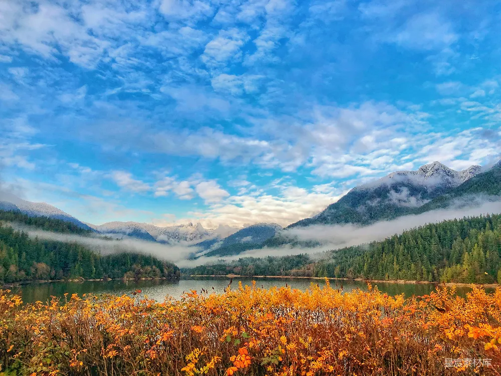 高清摄影 自然风光 秋景 湖泊 山脉 宁静 秋日湖畔的宁静与壮丽