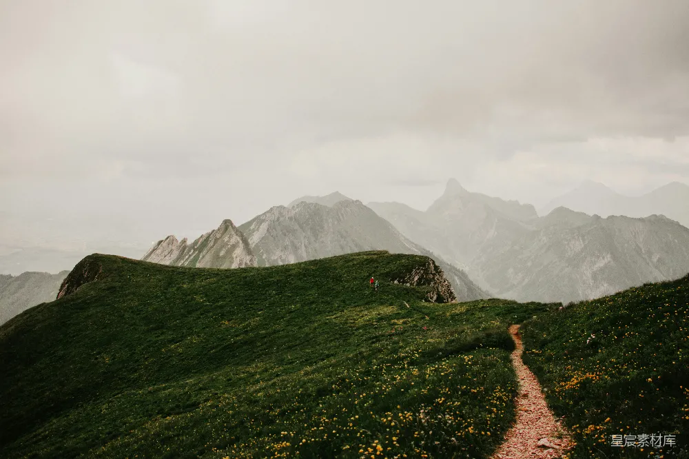 高清摄影 山脉 徒步旅行 自然风光 户外活动 风景 山间小径