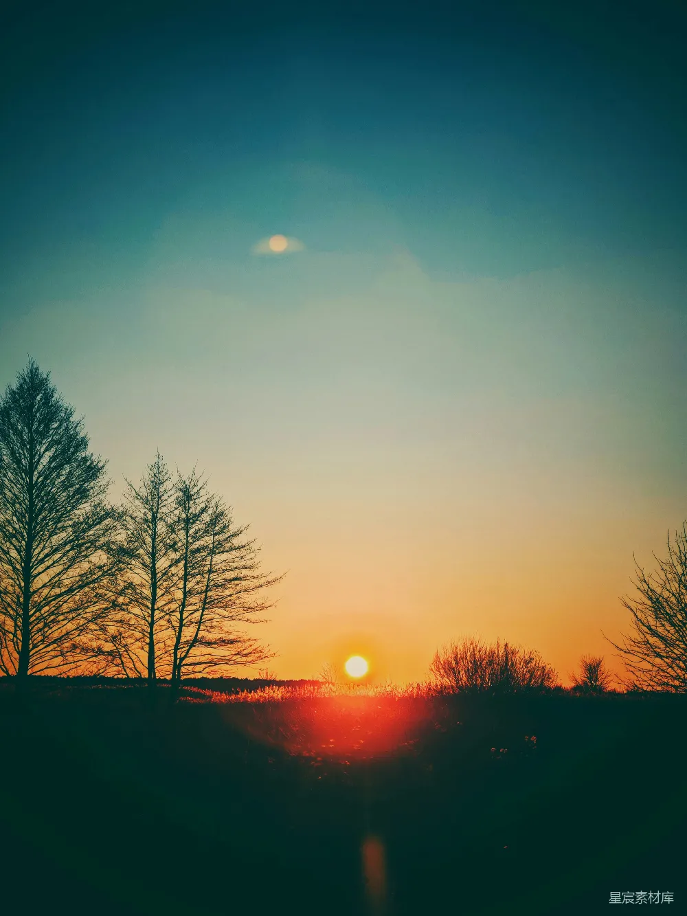 高清摄影 夕阳 田野 宁静 自然 风景 夕阳下的宁静田野
