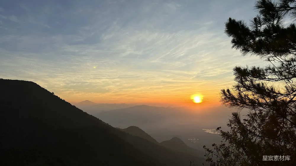 高清摄影 日出 山景 自然风光 宁静 晨曦 山间日出
