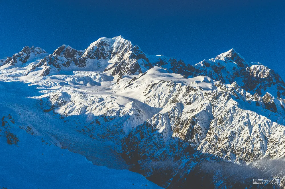 高清摄影 雪山 自然风光 冬季 壮丽 户外 雪山之巅