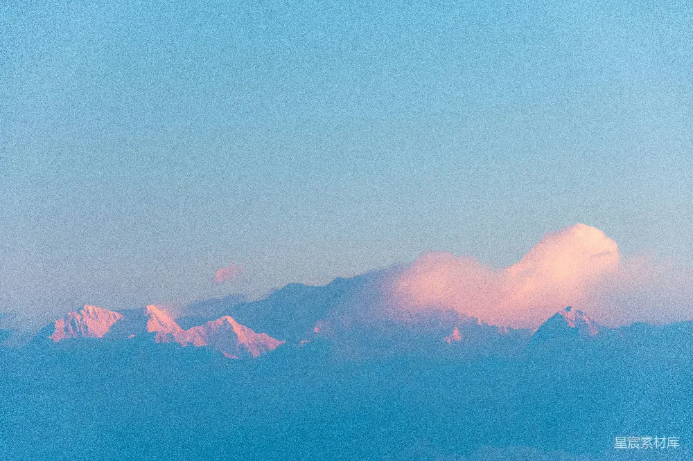 高清摄影 自然风光 日落 山脉 宁静 风景 日落时分的山脉剪影