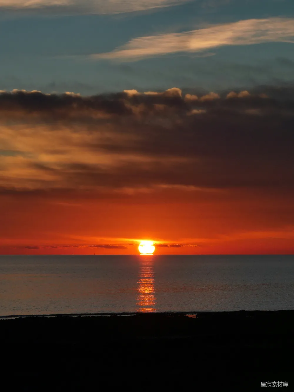 高清摄影 夕阳 海景 自然风光 宁静 日落 夕阳海景