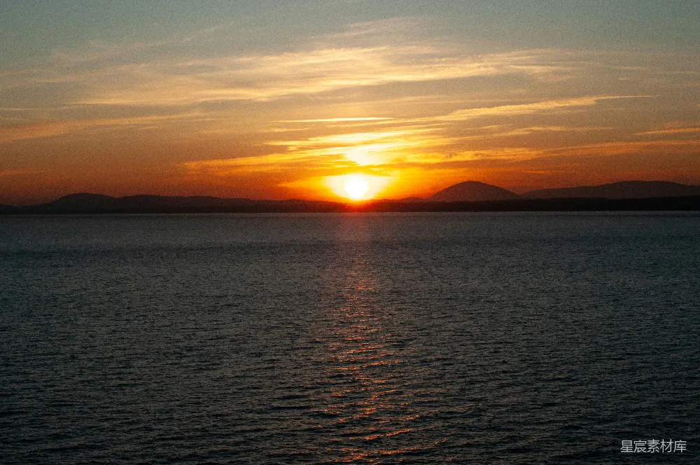 高清摄影 日落 海景 宁静 自然 风景 夕阳下的海景