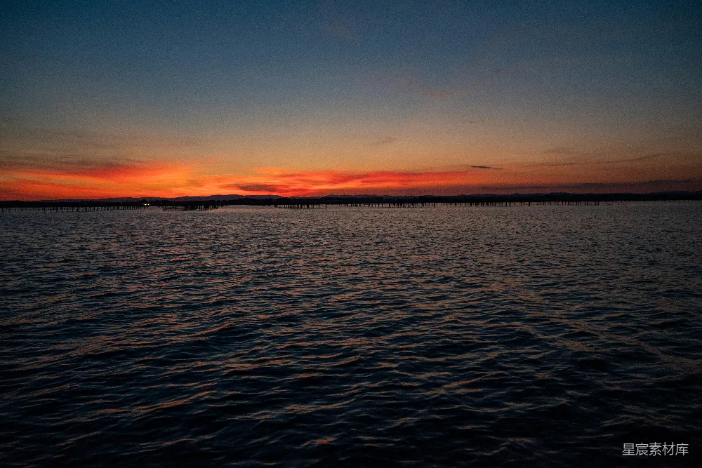 高清摄影 日落 海景 宁静 自然 摄影 夕阳下的宁静海面