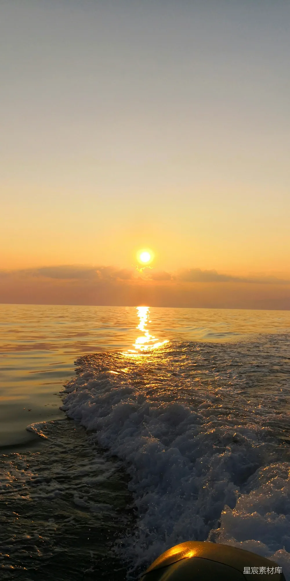 高清摄影 日落 海洋 自然风光 平静 旅行 海上的日落