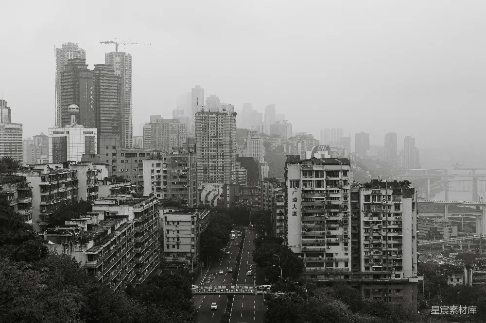 高清摄影 城市 黑白色调 建筑 交通 雾景 雾中城市剪影
