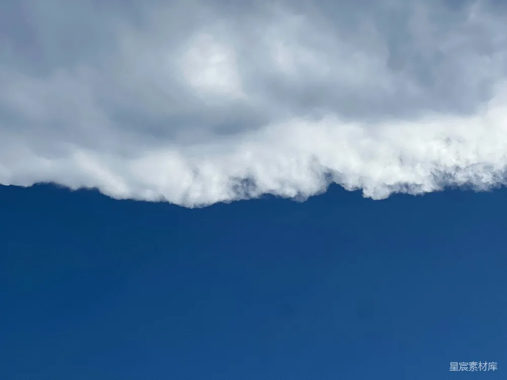 高清摄影 天空 云朵 自然风光 宁静 户外 蓝天白云