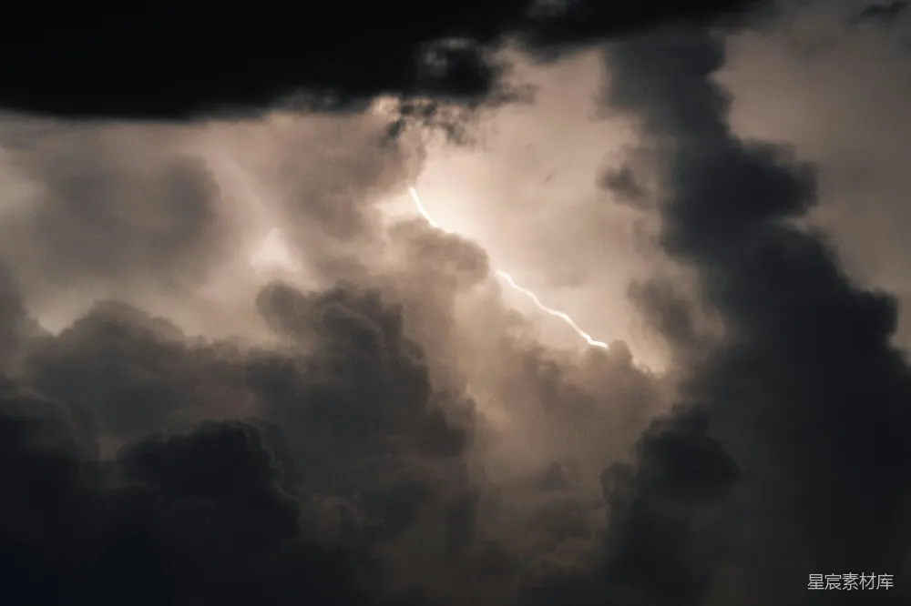 高清摄影 雷电 天空 自然景观 戏剧性 户外 雷电交加的天空