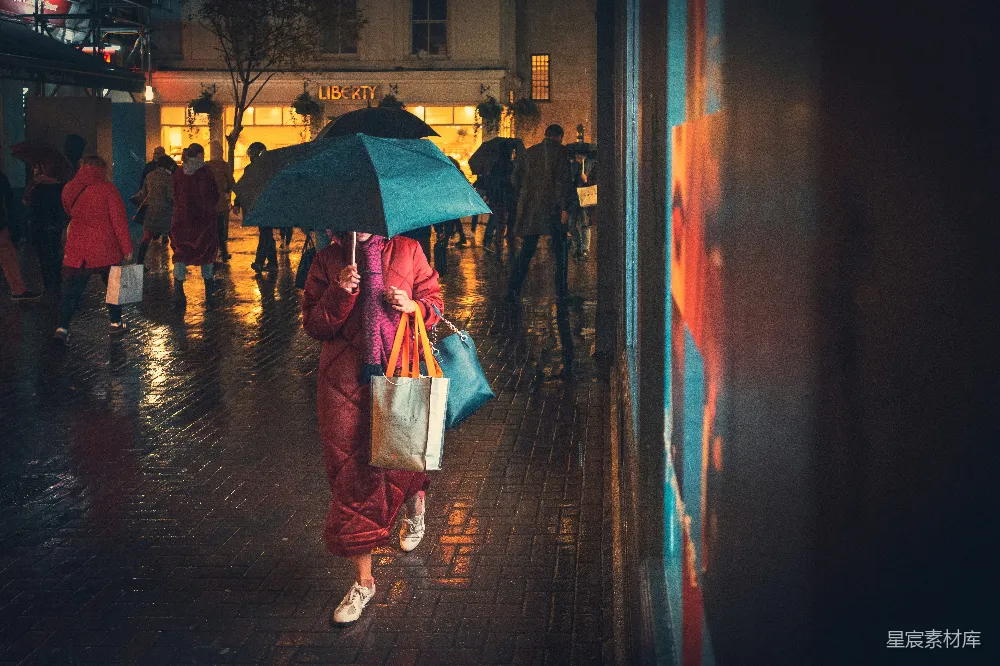 高清摄影 雨景 购物 街景 夜晚 都市 雨夜购物街