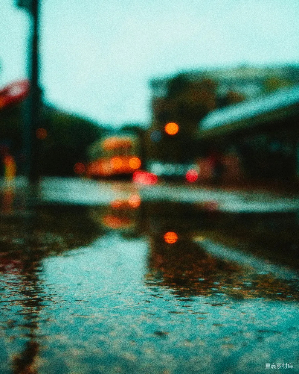 高清摄影 城市 雨景 街景 模糊效果 现代 雨后的城市街景