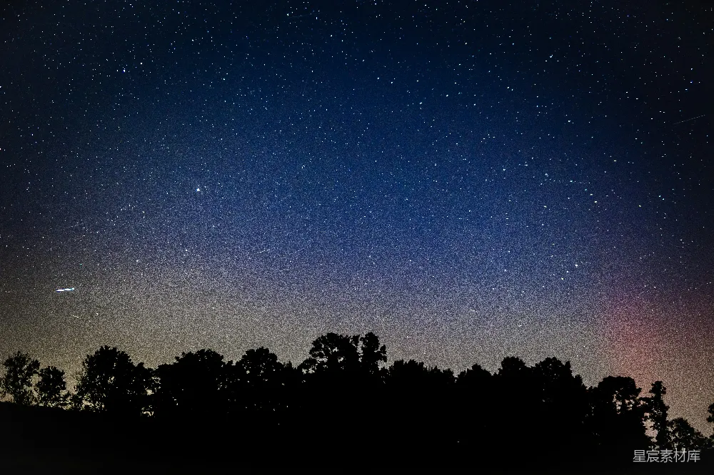高清摄影 夜空 星星 流星 宁静 自然 夜空下的流星雨