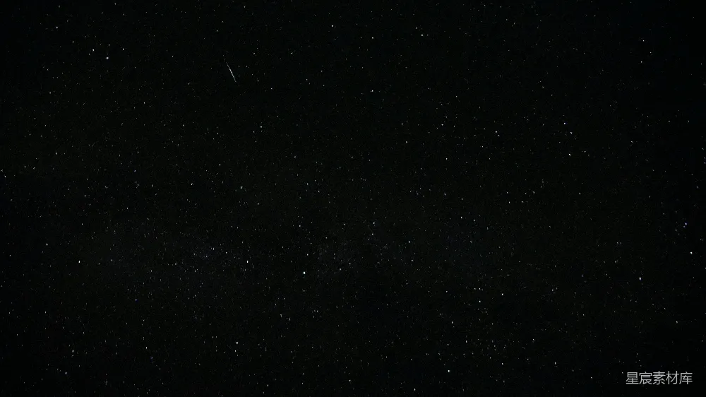 高清摄影 夜空 流星 星空 宁静 自然 夜空中闪烁的流星