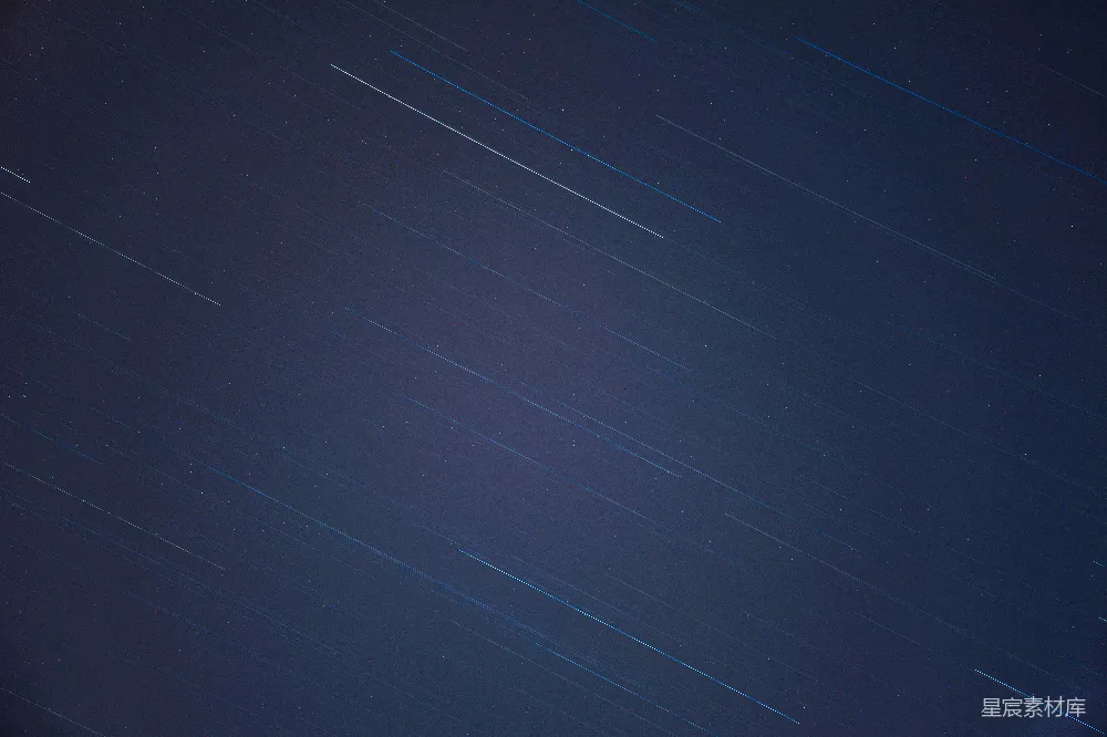 高清摄影 星轨 夜景 天文 时间流逝 宁静 银河星轨：夜空中的时间旅行
