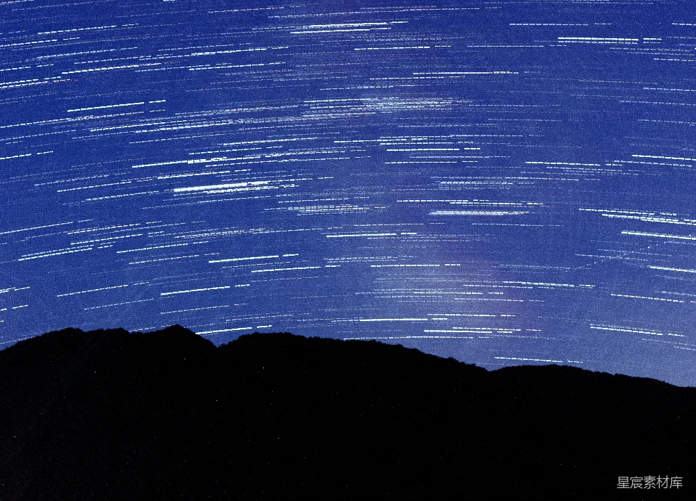 高清摄影 夜景 星空 山脉 长曝光 宁静 星河夜景