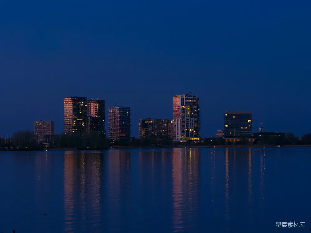 高清摄影 城市 夜景 倒影 现代建筑 城市风光 夜幕下的城市倒影